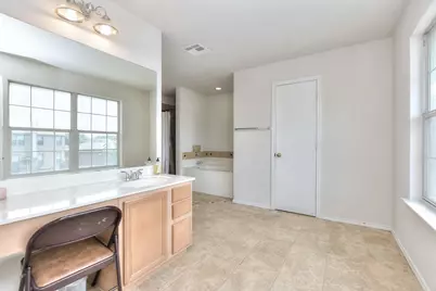 19921 San Chisolm Drive, Round Rock, TX 78664 - Photo 24