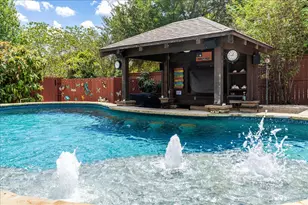 1901 Meandering Meadows Dr, Pflugerville, TX 78660 - Photo 2