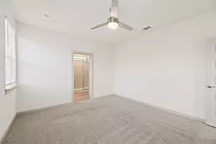 132 Scarborough Wy, San Marcos, TX 78666 - Photo 16
