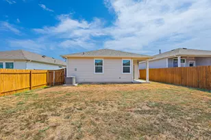 132 Scarborough Wy, San Marcos, TX 78666 - Photo 30