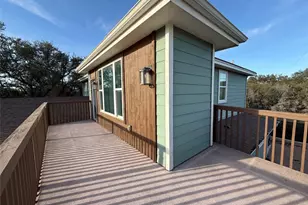 410 Summit Ridge Dr N, Point Venture, TX 78645 - Photo 18