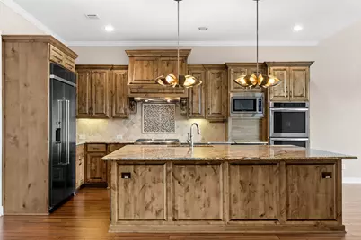 203 Serene Hilltop Circle, Lakeway, TX 78738 - Photo 10