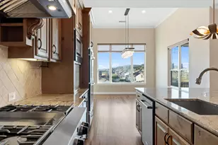 203 Serene Hilltop Cir, Lakeway, TX 78738 - Photo 14