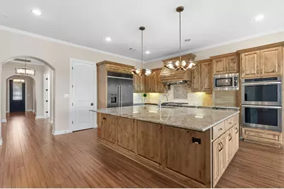 203 Serene Hilltop Circle, Lakeway, TX 78738 - Photo 12