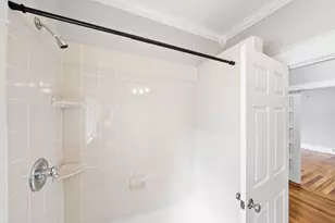 2032 E Cesar Chavez St, Austin, TX 78702 - Photo 16