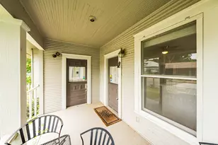 2032 E Cesar Chavez St, Austin, TX 78702 - Photo 22