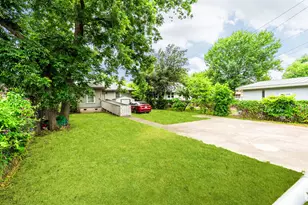 2032 E Cesar Chavez St, Austin, TX 78702 - Photo 24