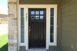 721 Tumlinson Fort Way, Round Rock, TX 78664 - Photo 2