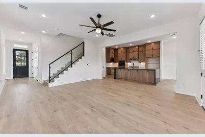12109 Fennec Way, Austin, TX 78758 - Photo 4