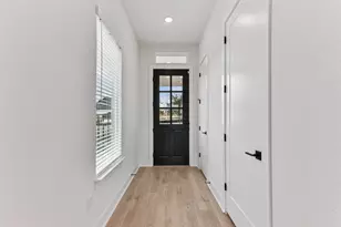 12109 Fennec Wy, Austin, TX 78758 - Photo 2