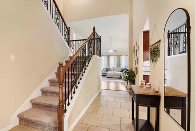 581 Middle Creek, Buda, TX 78610 - Photo 4