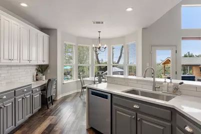 320 Heritage Drive, Austin, TX 78737 - Photo 22