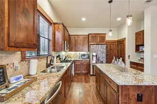 7229 Trident Ln, Jonestown, TX 78645 - Photo 8