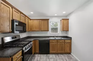 12704 St Thomas Dr, Del Valle, TX 78617 - Photo 8