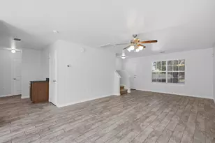 12704 St Thomas Dr, Del Valle, TX 78617 - Photo 6