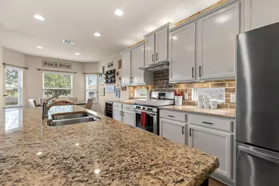 427 Wood Duck Drive, New Braunfels, TX 78130 - Photo 18