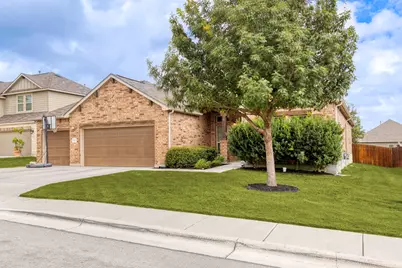 427 Wood Duck Drive, New Braunfels, TX 78130 - Photo 2