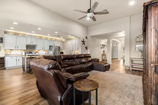 427 Wood Duck Dr, New Braunfels, TX 78130 - Photo 12