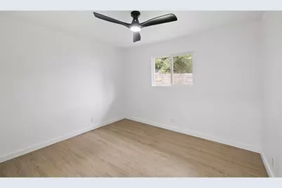 [Address not provided], Austin, TX 78745 - Photo 16
