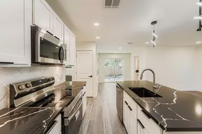 10710 Crestview Drive, Jonestown, TX 78645 - Photo 20