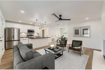 10710 Crestview Drive, Jonestown, TX 78645 - Photo 8