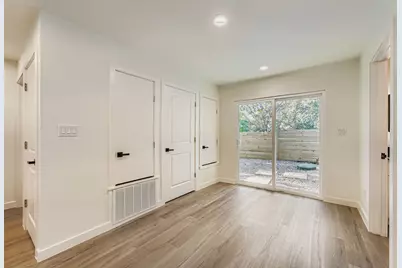 10710 Crestview Drive, Jonestown, TX 78645 - Photo 14