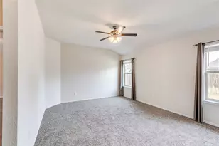 227 Reagor Dr, Taylor, TX 76574 - Photo 18