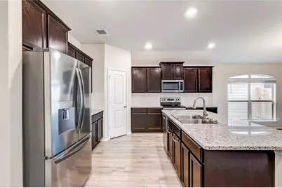 227 Reagor Drive, Taylor, TX 76574 - Photo 10