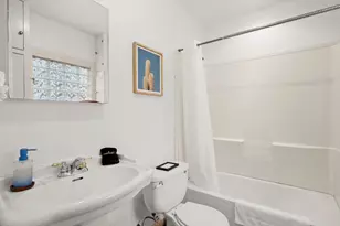 1406 Summit St, Austin, TX 78741 - Photo 10