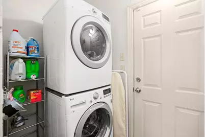 1406 Summit Street, Austin, TX 78741 - Photo 18