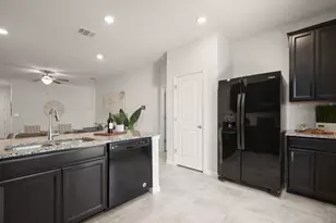 152 Mountain Valley St, Georgetown, TX 78628 - Photo 10