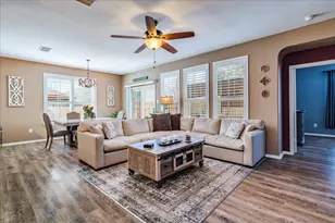 303 Briarwood Dr, Leander, TX 78641 - Photo 10