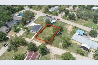 112 Field Street, Luling, TX 78648 - Photo 10