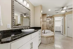 25207 Lakeview Dr, Spicewood, TX 78669 - Photo 16