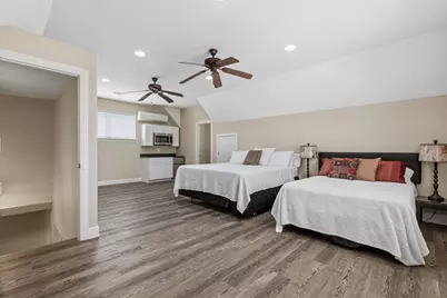 25207 Lake View Drive, Spicewood, TX 78669 - Photo 8