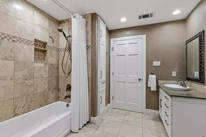 25207 Lake View Drive, Spicewood, TX 78669 - Photo 20