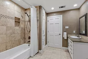 25207 Lakeview Dr, Spicewood, TX 78669 - Photo 20