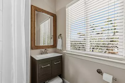 25207 Lake View Drive, Spicewood, TX 78669 - Photo 28