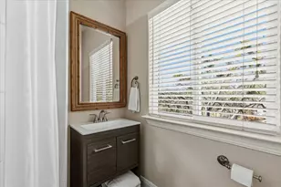 25207 Lakeview Dr, Spicewood, TX 78669 - Photo 28