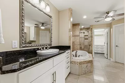 25207 Lake View Drive, Spicewood, TX 78669 - Photo 16