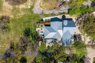 25207 Lakeview Dr, Spicewood, TX 78669 - Photo 34