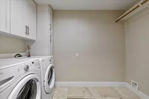 25207 Lakeview Dr, Spicewood, TX 78669 - Photo 28