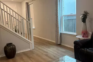 504 Ayinger Ln, Austin, TX 78728 - Photo 8