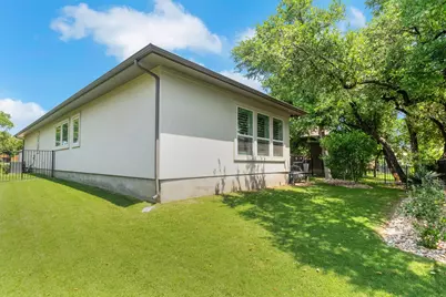 121 Monterey Oak Trail, Georgetown, TX 78628 - Photo 8