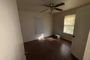 1115 Kirk Ave, Austin, TX 78702 - Photo 4