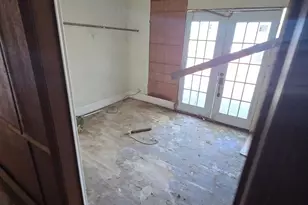 501 Green St, Rockdale, TX 76567 - Photo 6