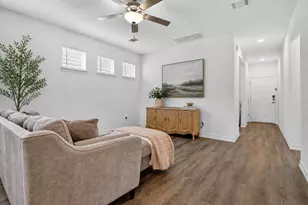 116 Gracie Wy, Hutto, TX 78634 - Photo 4
