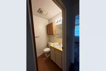 1001 W 17th Street, Georgetown, TX 78626 - Photo 8