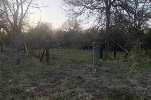 326 The Forest Rd, Dale, TX 78616 - Photo 8