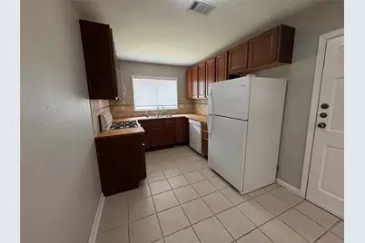 1307 Corona Drive, Austin, TX 78723 - Photo 8